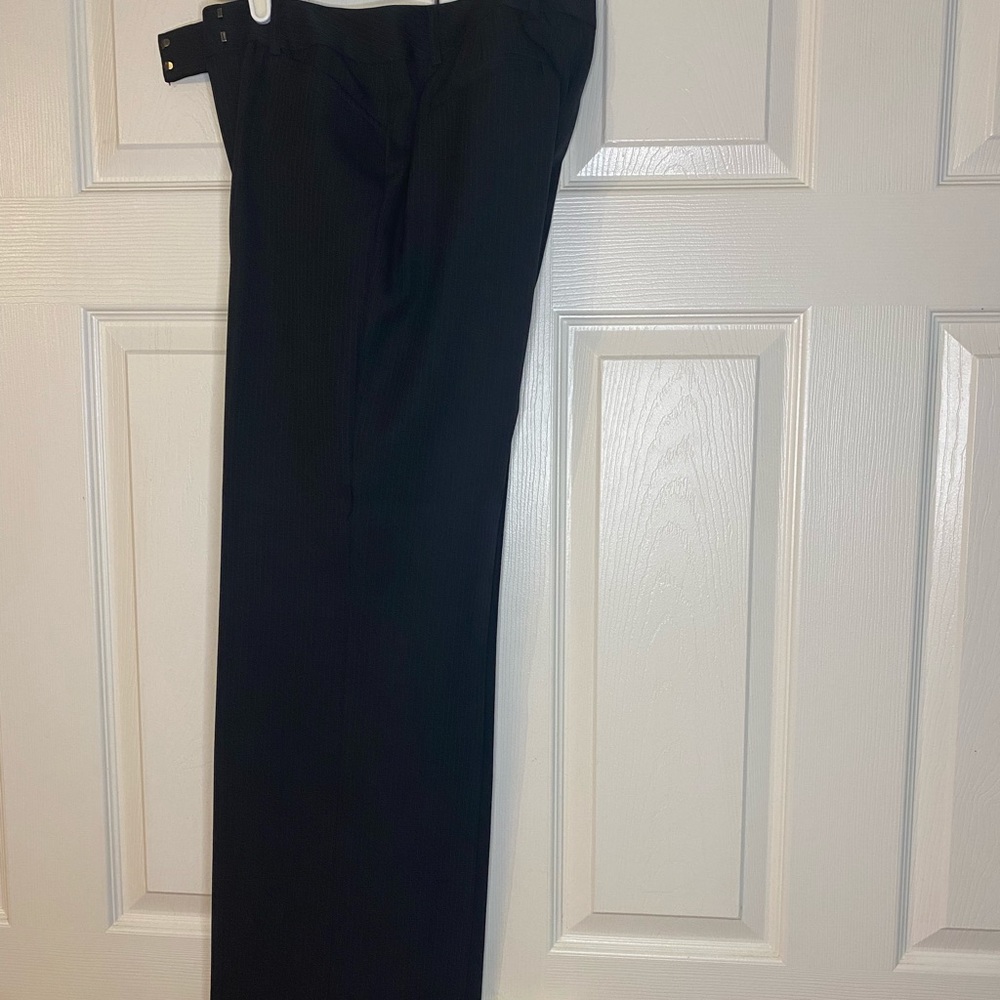 Tahari Women’s Pantsuit (Size 4)